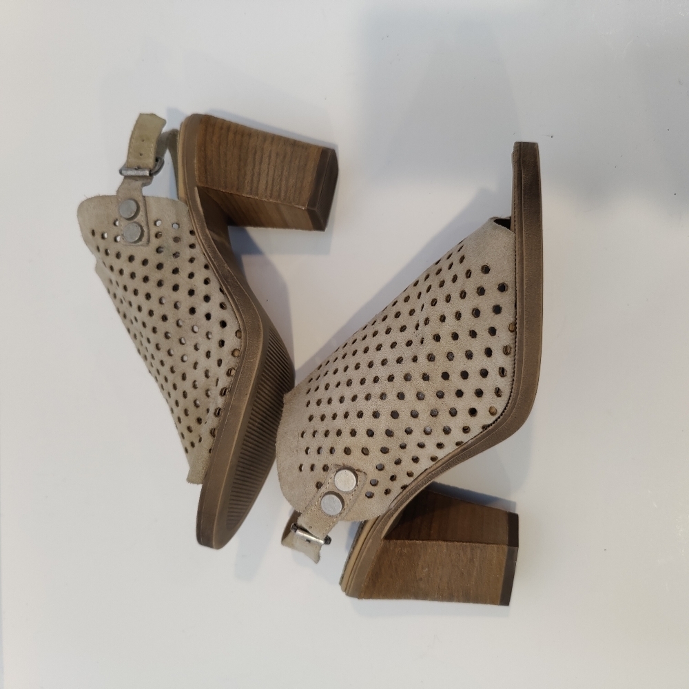 Barbara Barbieri Tan Perforated Suede Leather Block Heel Sandals Shoes - Picture 5 of 7